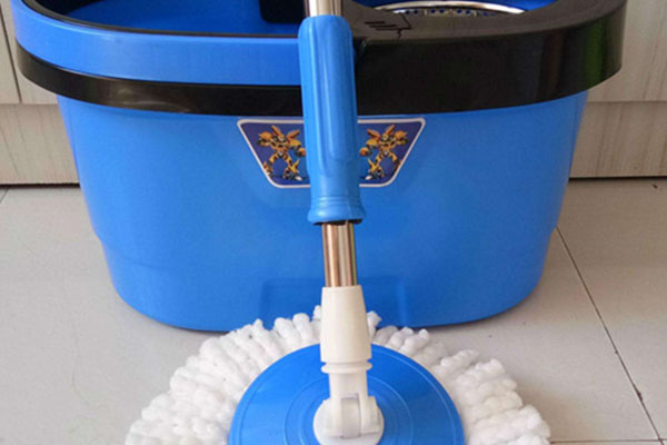 How to change the head of the rotary mop